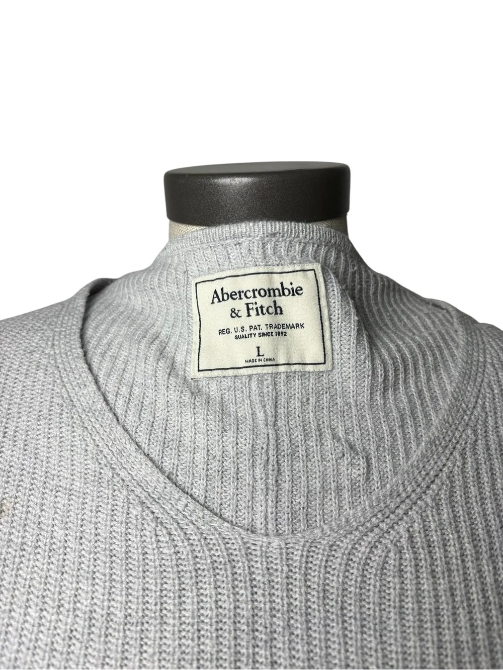 Abercrombie & Fitch Gray Ribbed Knit V Neck Oversized Sweater Women’s Large